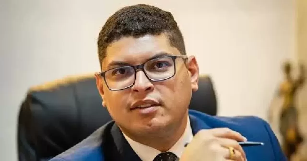 Advogado-Roberto-Duarte-e-apontado-como-suspeito-em-atropelamento-que-matou-entregador-em-Juazeiro-do-Norte-aspect-ratio-40-21-rlsyh7qubbykcw7usu1seb4gnkzas9kmnoqrfs1buo