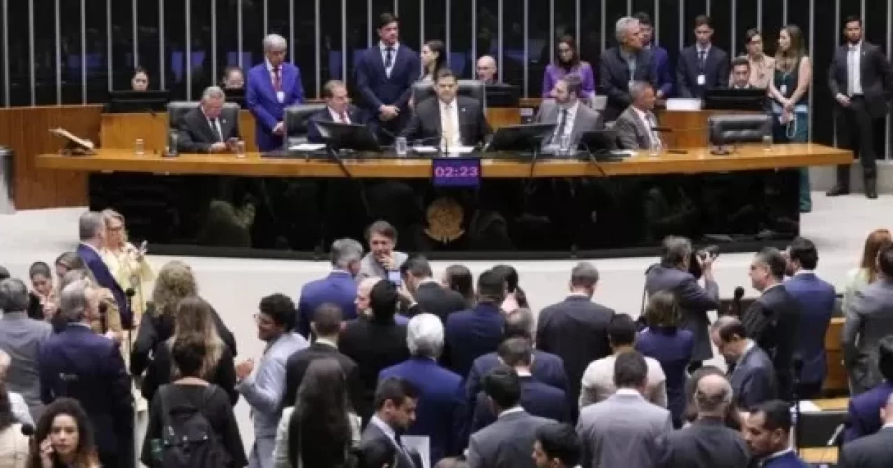 CONGRESSO-aspect-ratio-40-21