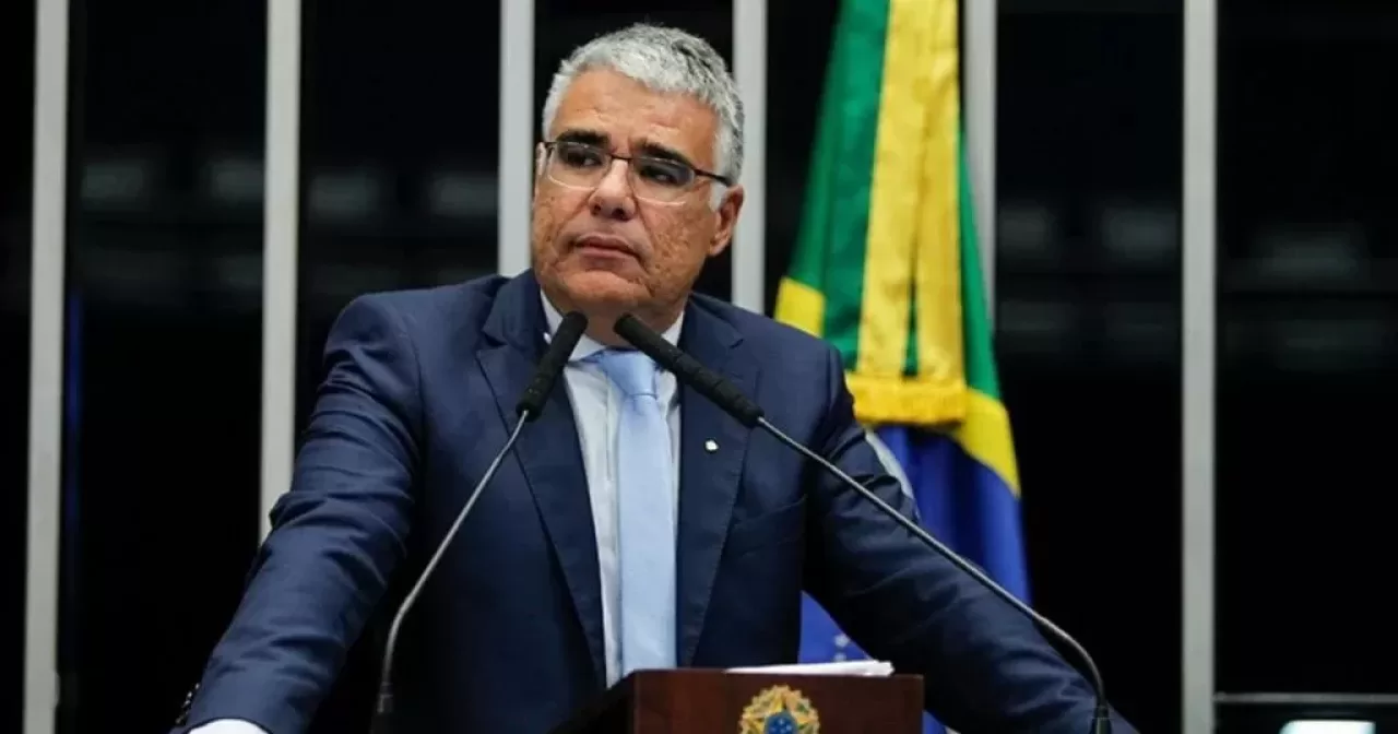 Camara-de-Juazeiro-aprova-Titulo-de-Cidadao-Juazeirense-para-o-senador-Eduardo-Girao-aspect-ratio-40-21