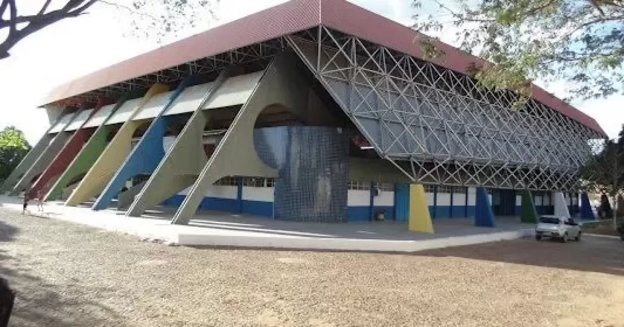Corpos-das-vitimas-da-tragedia-com-equipe-de-basquete-de-Juazeiro-do-Norte-serao-velados-em-cerimonia-coletiva-aspect-ratio-40-21