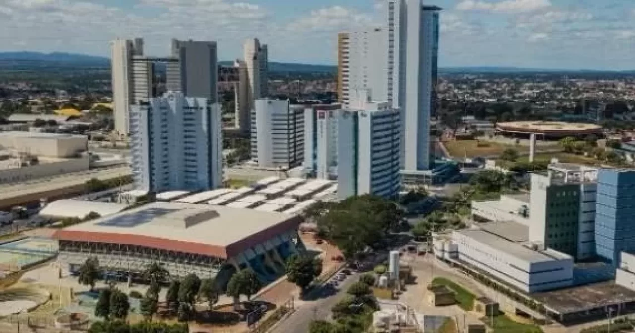 Deputado-estadual-Davi-de-Raimundao-se-congratula-com-Juazeiro-pelos-115-anos-de-emancipacao-politica-aspect-ratio-40-21