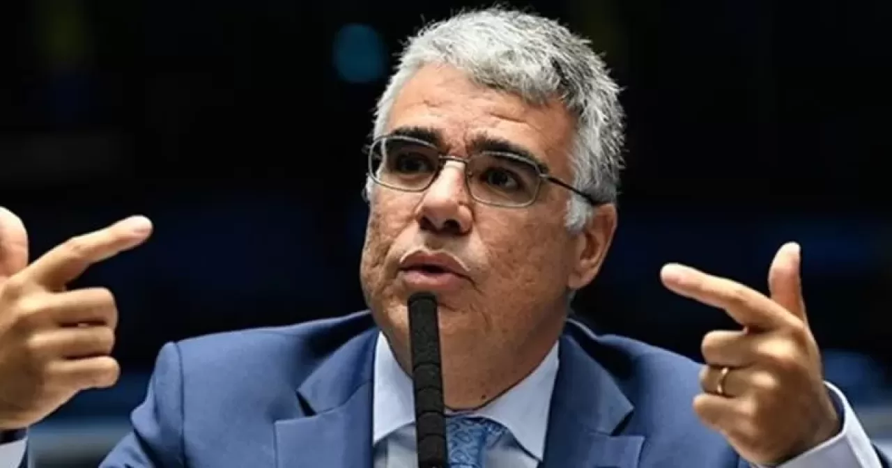 Eduardo-Girao-lanca-pre-candidatura-em-Juazeiro-do-Norte-com-discurso-de-cortar-gastos-aspect-ratio-40-21