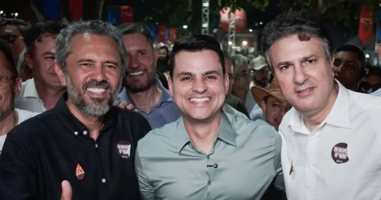Em-meio-a-denuncias-sobre-a-ExpoCrato-Elmano-parabeniza-Yury-do-Paredao-por-organizacao-do-evento-em-video-publicado-pelo-deputado-aspect-ratio-40-21