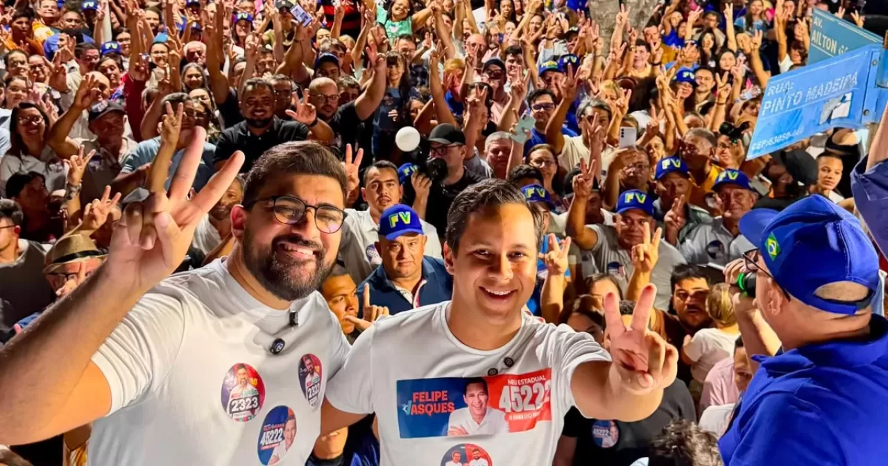 Felipe-Vasques-e-Lukao-lancam-candidaturas-e-lotam-praca-no-Piraja-em-Juazeiro-do-Norte-aspect-ratio-40-21