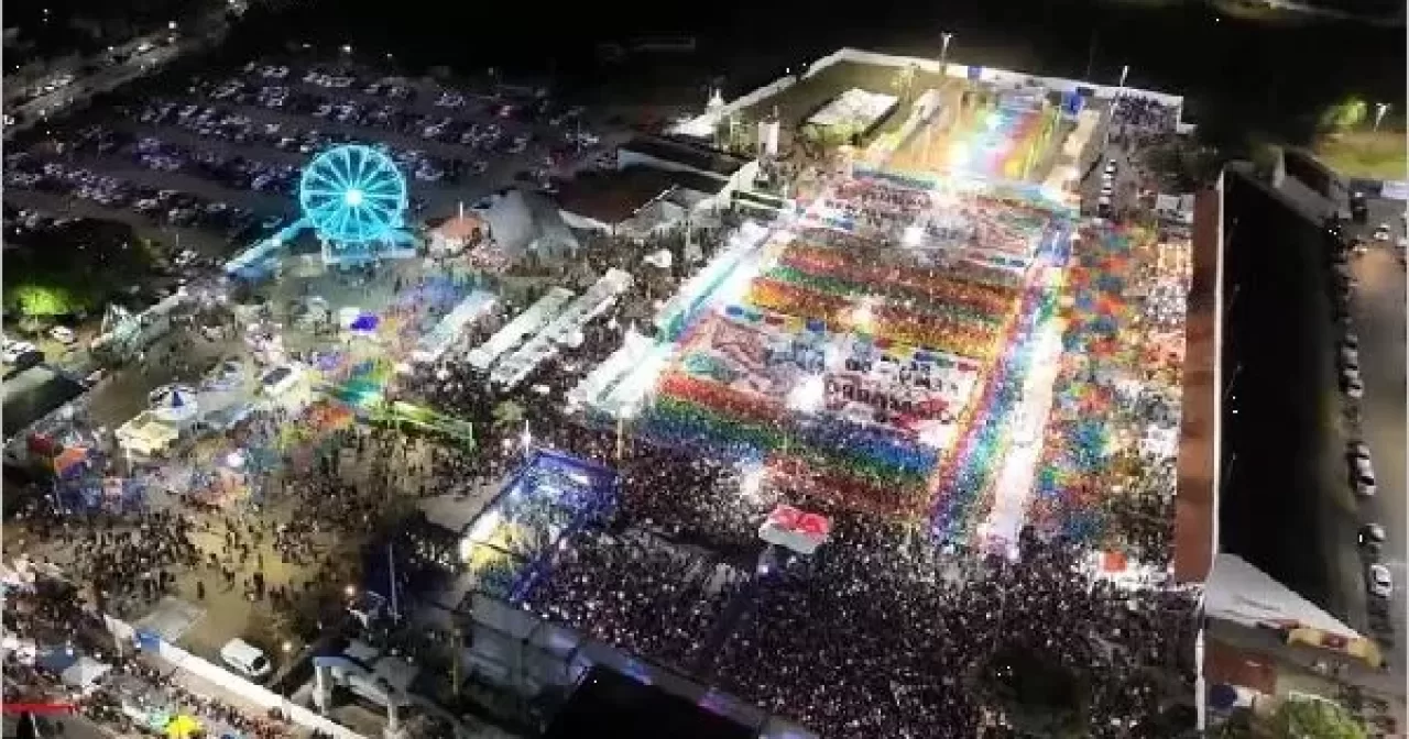 Festival-Juaforro-2026-tera-Marina-Sena-Murilo-Huff-Menos-e-Mais-e-mistura-de-ritmos-em-Juazeiro-do-Norte-aspect-ratio-40-21