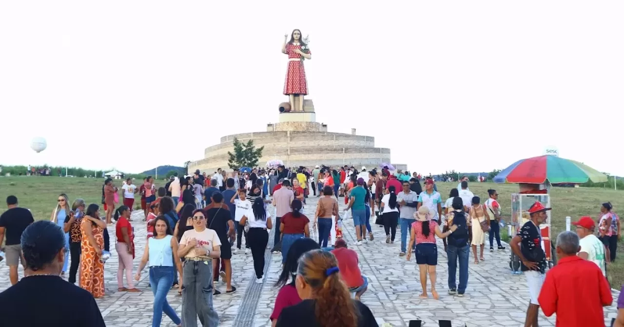 Foto-Benigna-aspect-ratio-40-21