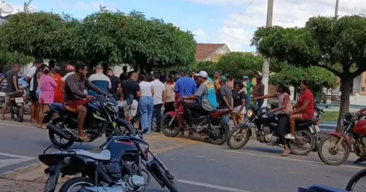 Foto-Portal-Miseria-93-660x360-1-aspect-ratio-40-21