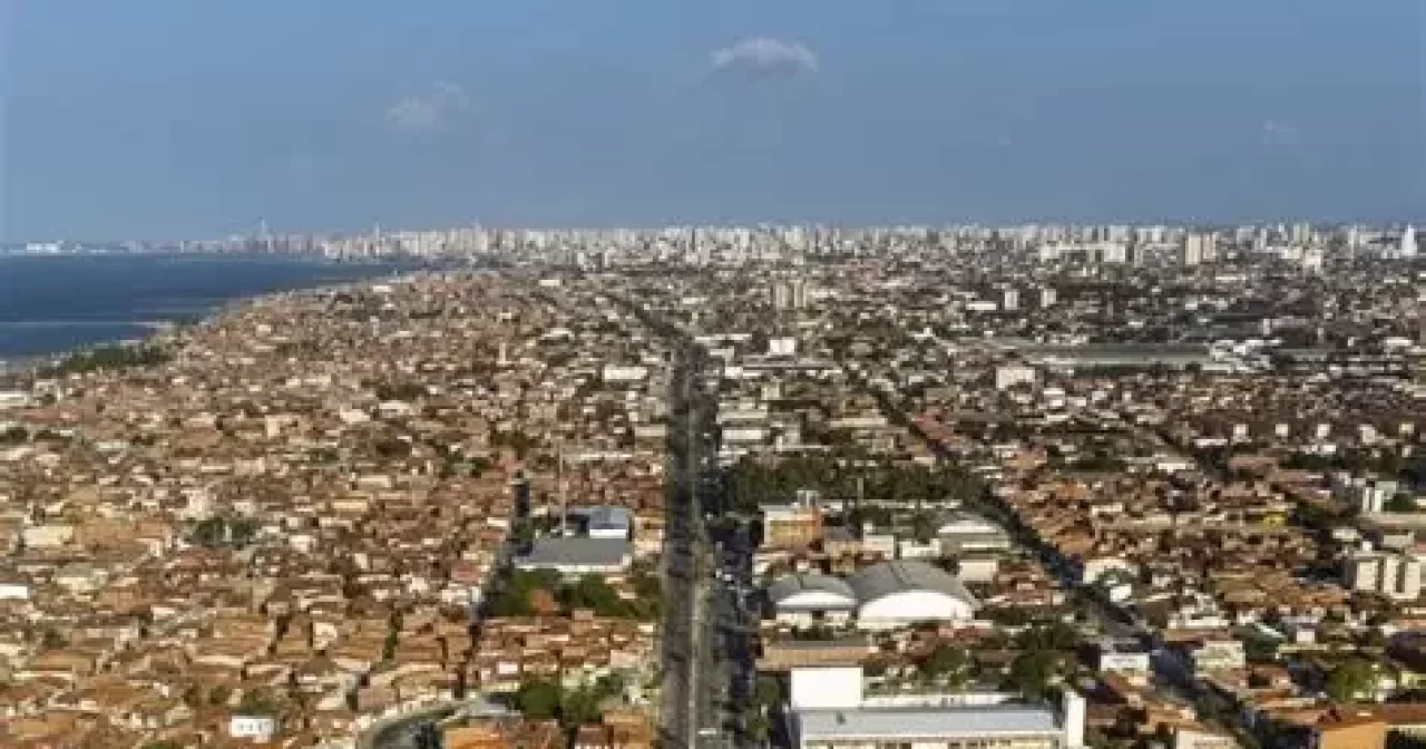 OIP-1-aspect-ratio-40-21