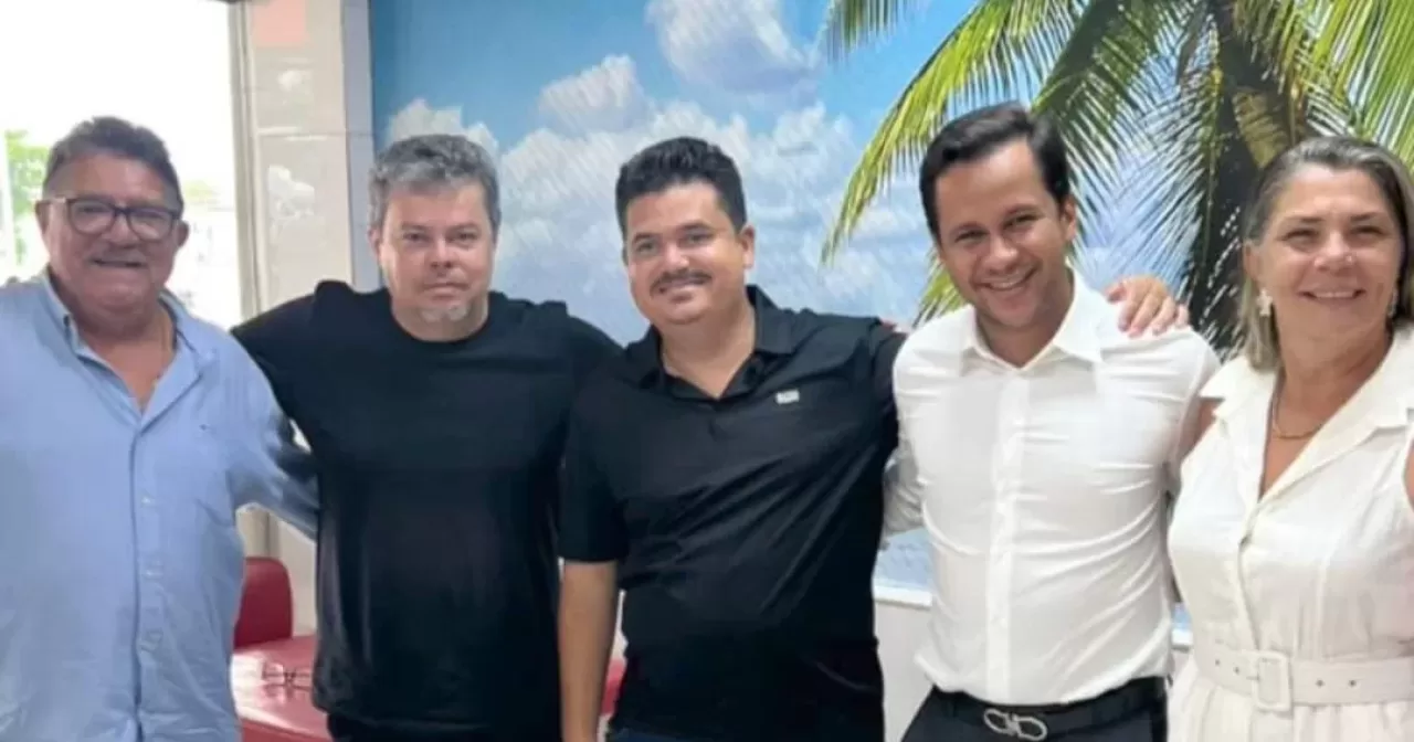 Oposicao-de-Brejo-Santo-se-fortalece-e-declara-apoio-a-Felipe-Vasques-para-2026-aspect-ratio-40-21