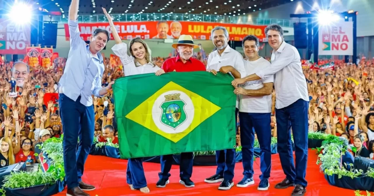 PT-oficializa-candidatura-de-Elmano-de-Freitas-a-reeleicao-durante-convencao-estadual-no-Centro-de-Eventos-do-Ceara-aspect-ratio-40-21