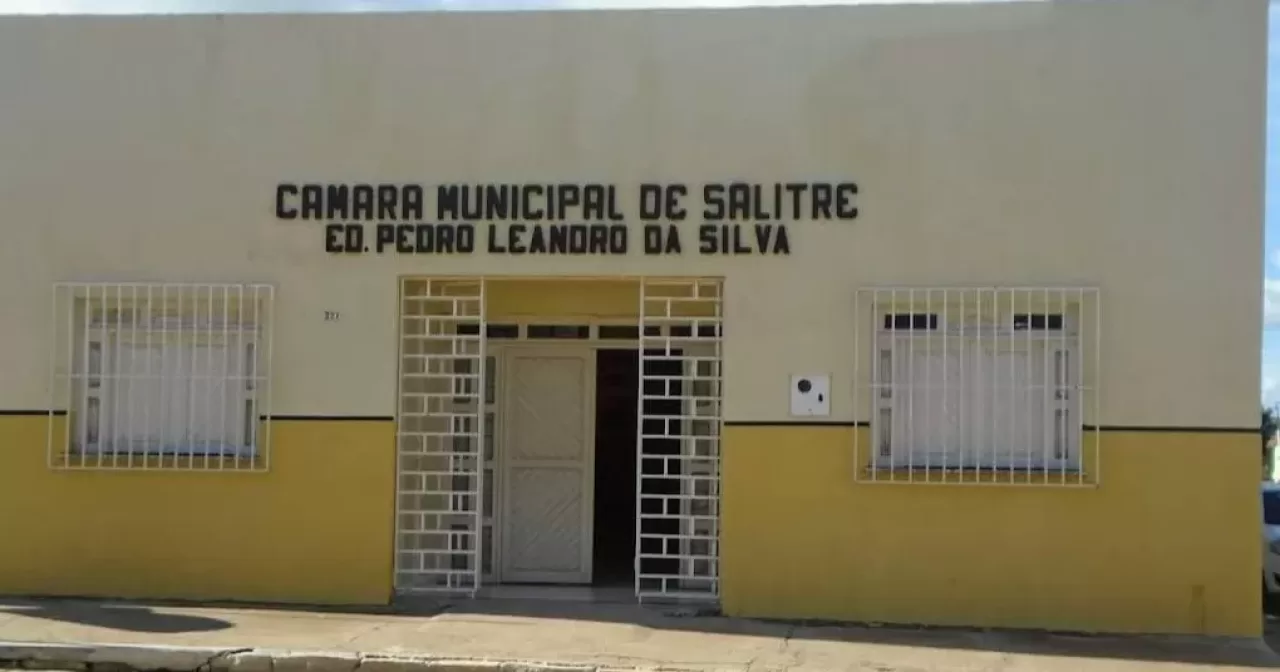 TRE-CE-rejeita-denuncia-ex-prefeito-de-Salitre-e-mantem-mandatos-de-vereadores-do-PT-no-municipio-aspect-ratio-40-21