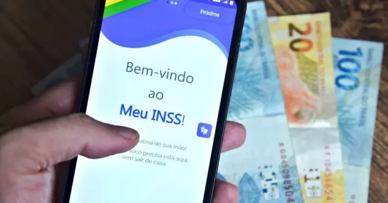 aposento-aspect-ratio-40-21